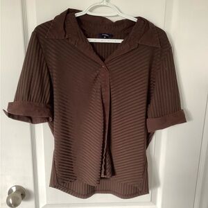 Brown button down short sleeve shirt